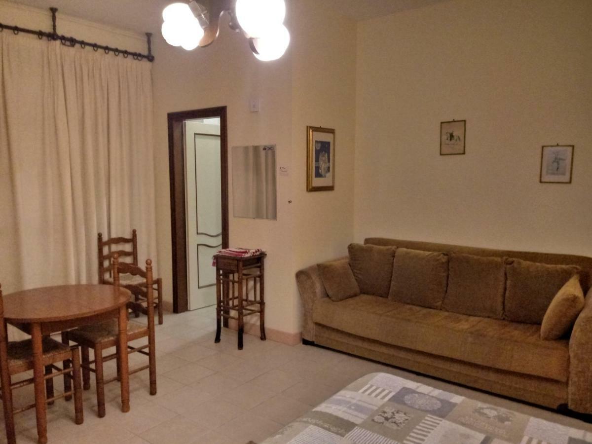 B&B Tio Pepe Roseto Degli Abruzzi Buitenkant foto